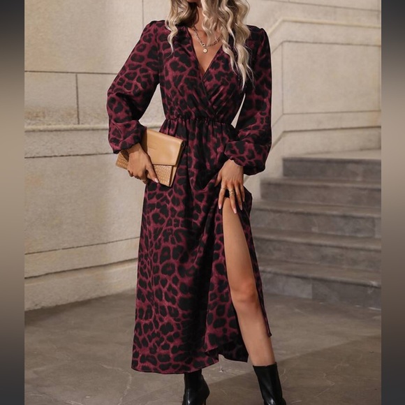 Boho Leopard Print Slit Long Sleeve Maxi Dress - Picture 15 of 16